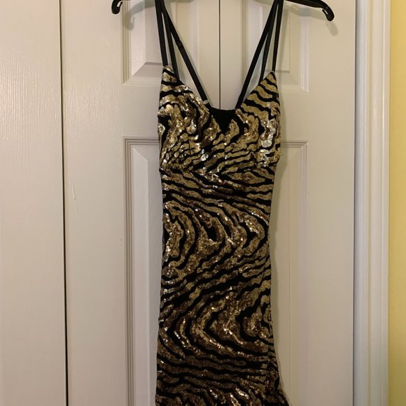 Bebe small gold sequin mini dress.  New with tag - Picture 3 of 5